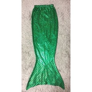 Shimmering Green Mermaid Maxi Skirt